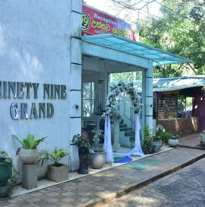 Ninety Nine Grand Hotel Badulla Dış mekan fotoğraf